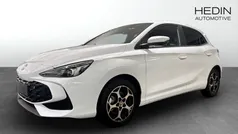 Vit Ny 2024 MG MG3 Luxury Halvkombi | 284 990 kr (Marknadspris)