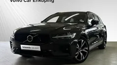 Grå Begagnad 2023 Volvo V60 Plus Kombi | 369 900 kr (Bra pris)