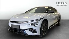 Grå (grey) Ny 2025 Kia EV6 GT-Line SUV | 589 900 kr (Superpris)