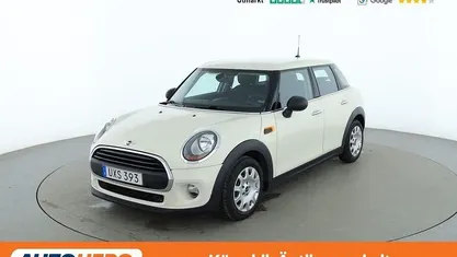 Vit Begagnad 2015 Mini ONE Pepper Halvkombi | 111 000 kr (Marknadspris)