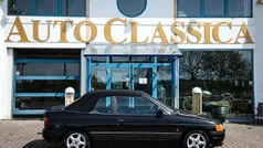 Svart Begagnad 1991 Ford Escort Cabriolet Cab | 39 000 kr