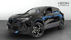 Svart (black) Ny 2024 Alfa Romeo Junior Edizione Speciale Halvkombi | 392 800 kr