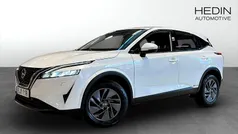 Vit (white) Begagnad 2023 Nissan Qashqai Acenta SUV | 249 900 kr (Marknadspris)
