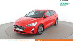 Röd Begagnad 2018 Ford Focus Trend Halvkombi | 108 000 kr (Marknadspris)