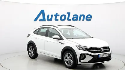 Vit Begagnad 2024 VW Taigo R-line SUV | 249 900 kr (Marknadspris)