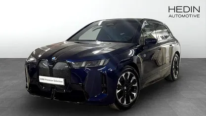 Begagnad BMW iX Comfort Edition 400 kW (544 HK) 2025 Blå SUV