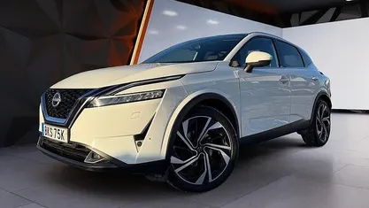 Begagnad Nissan Qashqai Tekna+ 158 HK (116 kW) 2023 Vit SUV