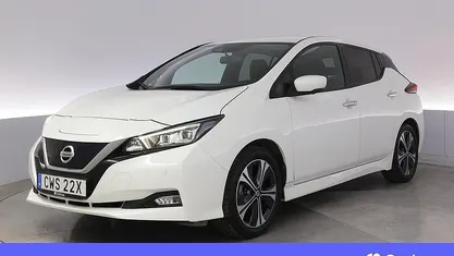 Vit Begagnad 2021 Nissan Leaf N-Connecta Halvkombi | 180 900 kr (Marknadspris)