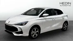 Vit (white) Ny 2024 MG MG3 Luxury Halvkombi | 269 990 kr (Marknadspris)