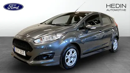 Begagnad Ford Fiesta ST-Line 101 HK (74 kW) 2017 Grå Halvkombi