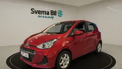 Röd Begagnad 2018 Hyundai i10 Comfort Halvkombi | 99 900 kr (Marknadspris)