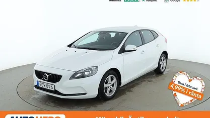 Begagnad 2017 Volvo V40 Kinetic Halvkombi | 127 000 kr (Marknadspris)