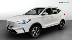 Vit (white) Begagnad 2022 MG ZS Luxury Sedan | 244 900 kr (Superpris)