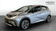 Grå (grey) Begagnad 2023 BYD Dolphin Comfort Halvkombi | 429 900 kr (Marknadspris)
