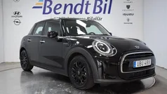 Midnight black met Begagnad 2021 Mini Cooper Halvkombi | 224 500 kr