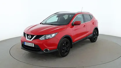 Röd Begagnad 2016 Nissan Qashqai SUV | 103 000 kr (Marknadspris)