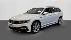 Begagnad 2022 VW Passat R-line Kombi | 259 700 kr (Marknadspris)