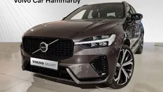 Grå Begagnad 2022 Volvo XC60 R-Design SUV | 489 000 kr (Marknadspris)