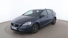 Mörkblå (blå) Begagnad 2016 Volvo V40 Momentum Kombi | 158 000 kr (Marknadspris)