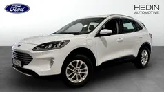 Frozen white Begagnad 2021 Ford Kuga Titanium SUV | 234 900 kr (Bra pris)
