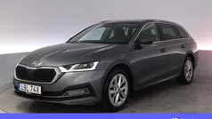 Grå Begagnad 2023 Skoda Octavia Kombi | 314 900 kr (Lite dyr)