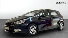 Svart Begagnad 2014 Kia Ceed Comfort Halvkombi | 89 900 kr (Marknadspris)