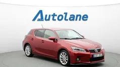 Röd Begagnad 2011 Lexus CT200h Sport Line Halvkombi | 119 900 kr (Marknadspris)
