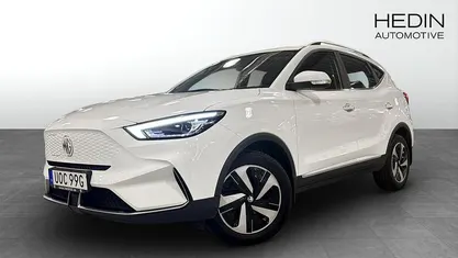 Begagnad MG ZS Comfort 114 kW (156 HK) 2022 Vit Halvkombi