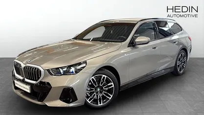 Grå (silver) Begagnad 2025 BMW 520 M Sport Kombi | 569 700 kr