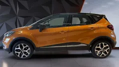 Orange Begagnad 2017 Renault Captur Intens SUV | 114 900 kr (Marknadspris)