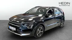 Svart (black) Begagnad 2023 Kia Niro SUV | 329 900 kr (Superpris)