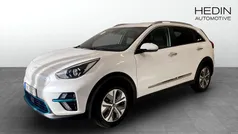 Vit (white) Begagnad 2021 Kia e-Niro Advance SUV | 269 900 kr (Marknadspris)