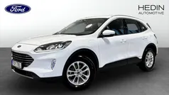 Vit Begagnad 2021 Ford Kuga Titanium SUV | 289 900 kr (Marknadspris)