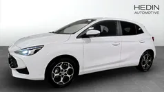 Vit (white) Ny 2024 MG MG3 Luxury Halvkombi | 269 990 kr (Marknadspris)