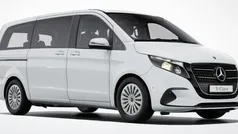 Begagnad 2024 Mercedes V220 Minibuss | 697 750 kr