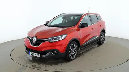 Röd Begagnad 2015 Renault Kadjar Bose Edition SUV | 136 000 kr (Marknadspris)