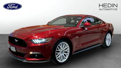 Begagnad Ford Mustang GT 422 HK (310 kW) 2015 Röd Sportkupé