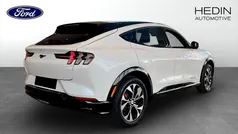 Begagnad 2023 Ford Mustang Mach-E SUV | 429 900 kr (Marknadspris)