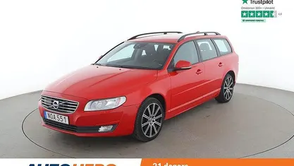 Röd Begagnad 2016 Volvo V70 Kinetic Kombi | 138 000 kr (Marknadspris)