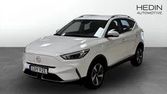 Vit (white) Begagnad 2022 MG ZS Comfort Sedan | 244 900 kr (Bra pris)