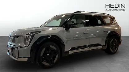 Grön (green) Begagnad 2025 Kia EV9 GT-Line SUV | 779 900 kr (Marknadspris)