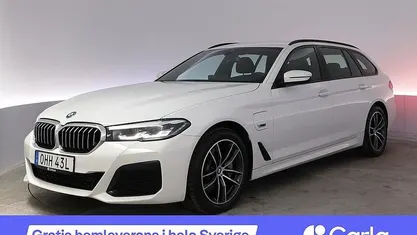 Vit Begagnad 2022 BMW 530e M Sport Kombi | 383 990 kr (Bra pris)