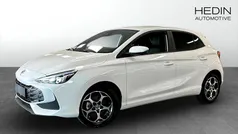 Vit Ny 2024 MG MG3 Luxury Halvkombi | 269 990 kr (Marknadspris)