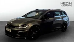 Mörkgrå (grey) Begagnad 2017 VW Golf VII R Kombi | 299 900 kr (Dyr)