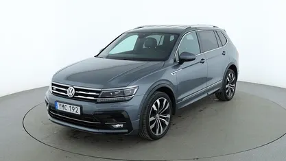 Grå Begagnad 2018 VW Tiguan Allspace Highline SUV | 299 000 kr (Marknadspris)