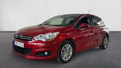 Begagnad Citroën C4 112 HK (82 kW) 2012 Röd Halvkombi