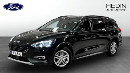 Svart Begagnad 2021 Ford Focus Active Kombi | 169 900 kr (Marknadspris)