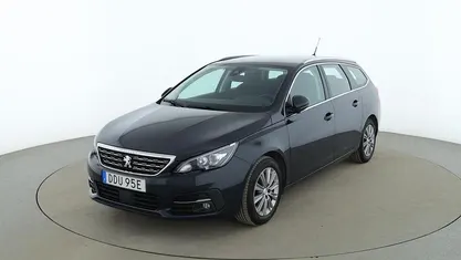 Grå Begagnad 2019 Peugeot 308 Allure Kombi | 117 000 kr (Bra pris)