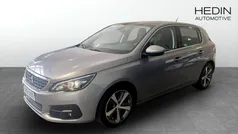 Grå (grey) Begagnad 2017 Peugeot 308 Halvkombi | 115 000 kr (Marknadspris)