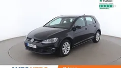 Svart Begagnad 2014 VW Golf VII Halvkombi | 128 000 kr (Marknadspris)